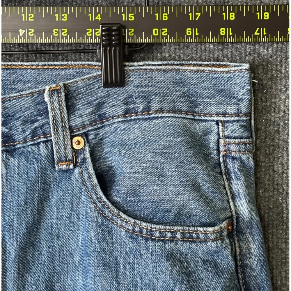 Levi's 501 Original Fit Button Fly Jeans Mens 36x30 Medium Wash Denim - Picture 7 of 7